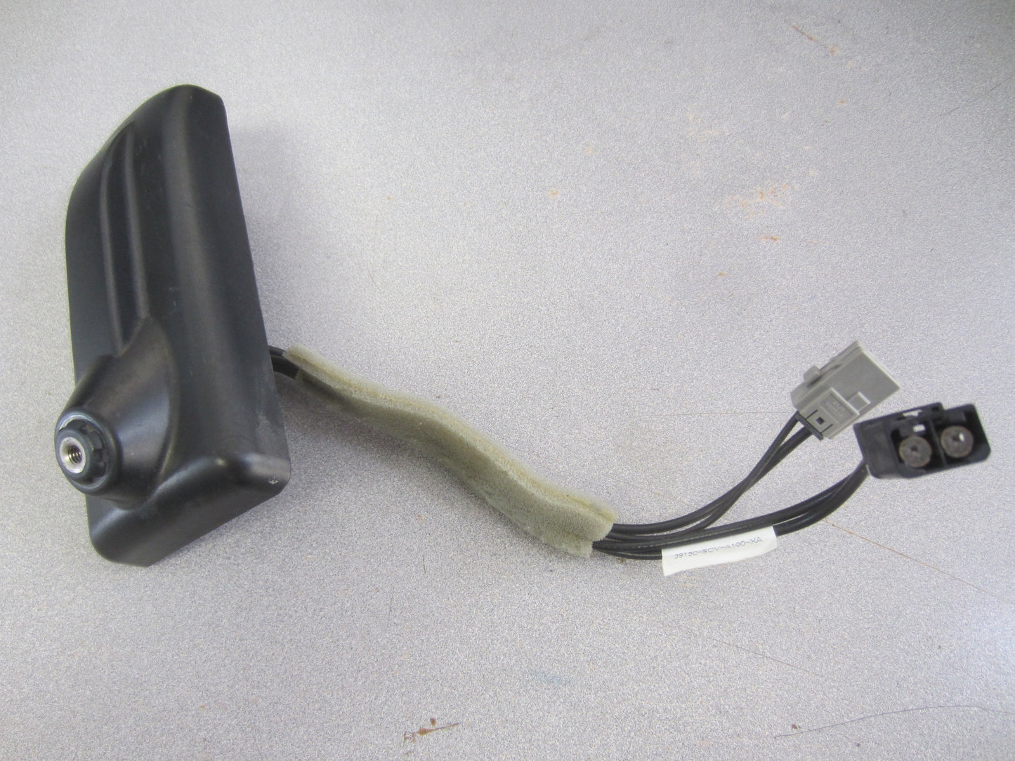 OEM Honda Element XM FM Antenna Assembly - EX 2005 - 2006 - Used